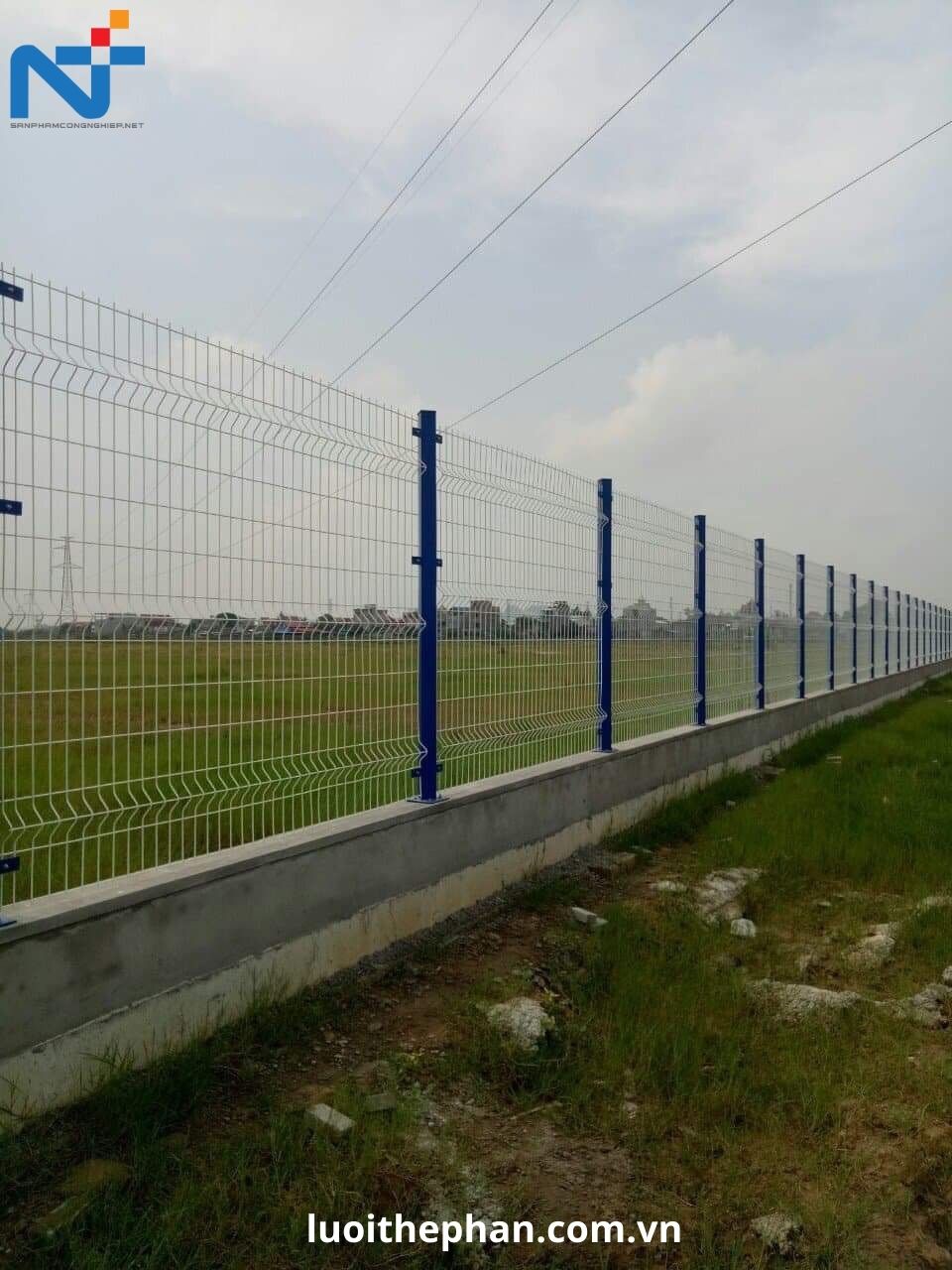 Hàng rào gấp tam giác D5a50x200