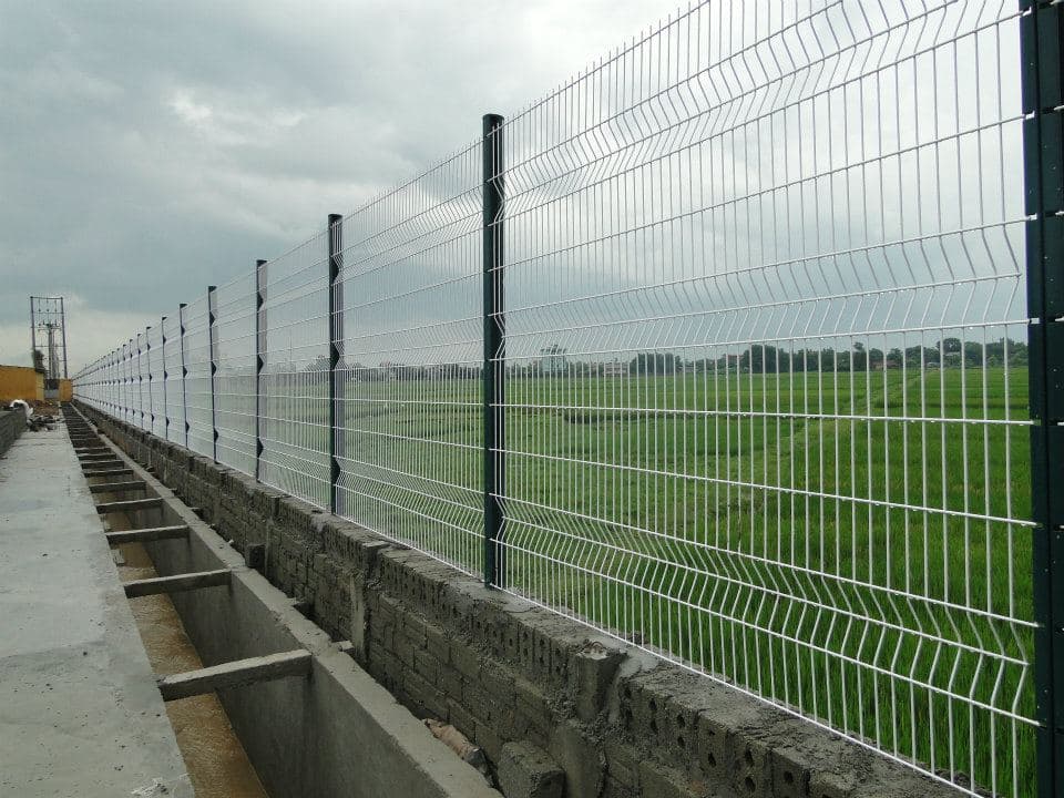 Hàng rào thép