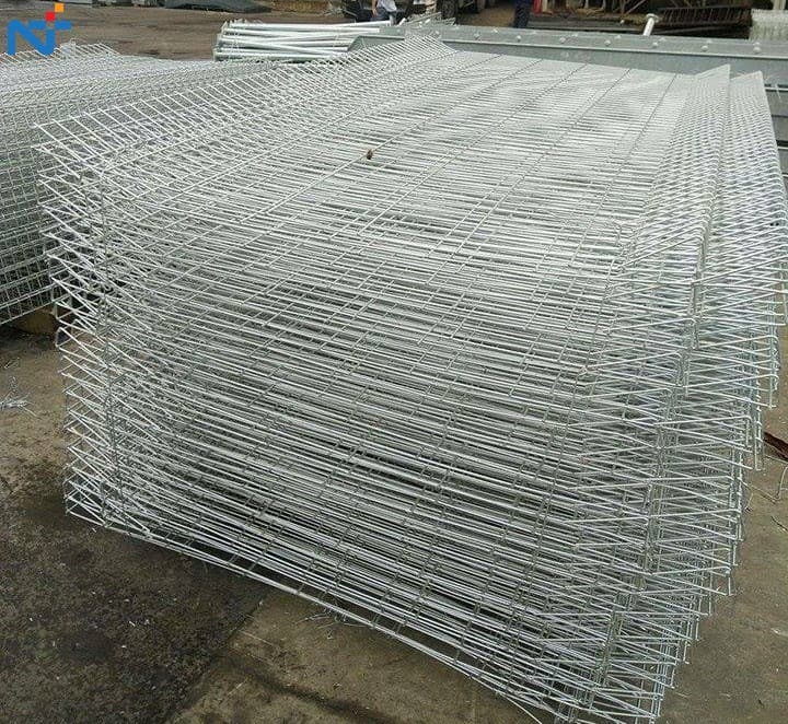 Hàng rào gấp tam giác