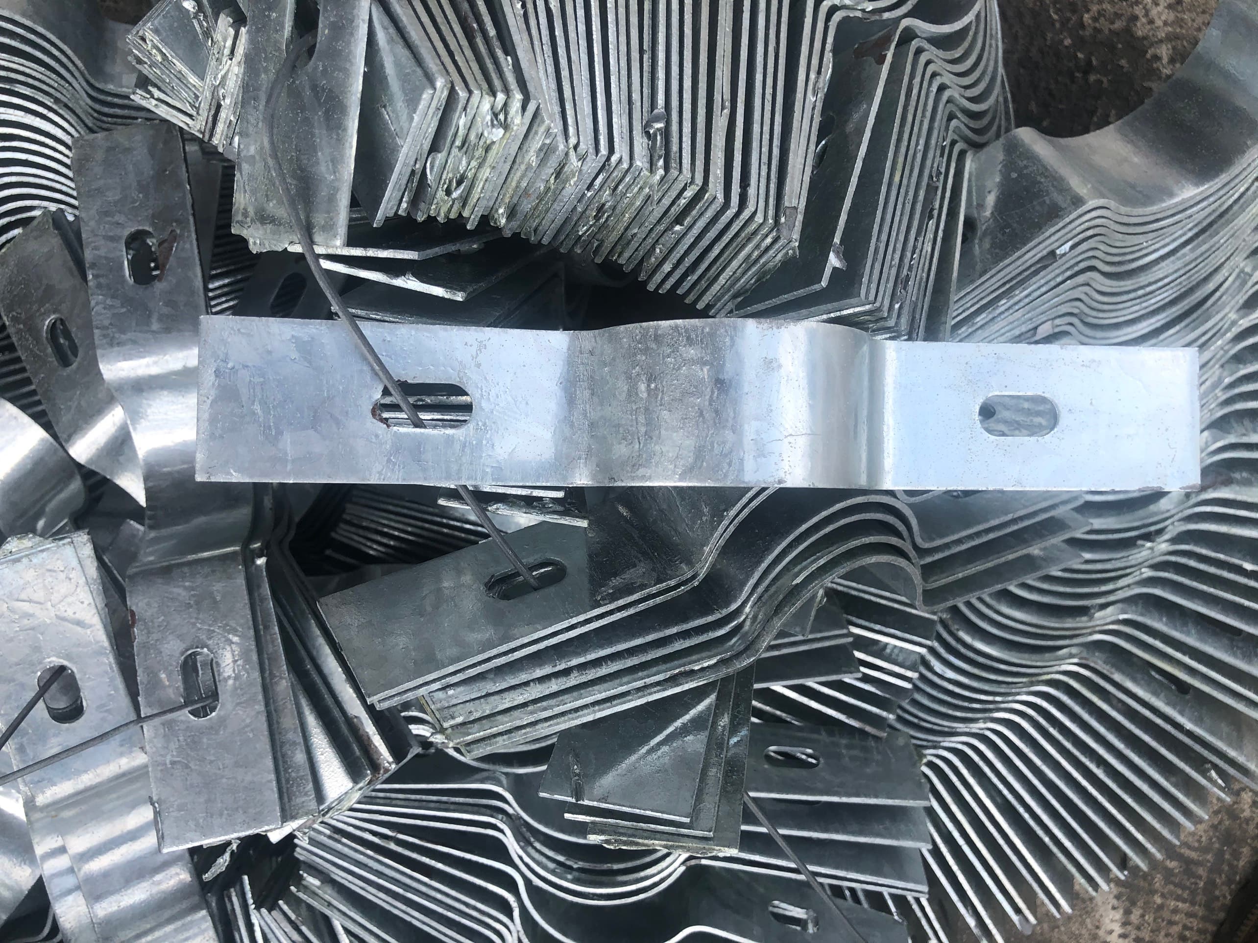 Bát kẹp phụ kiện