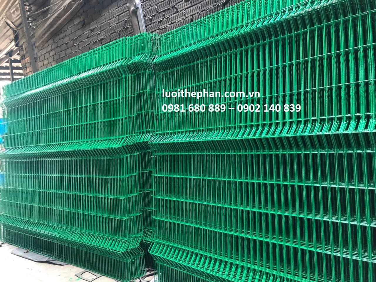 Lưới thép hàn ô chữ nhật làm hàng rào