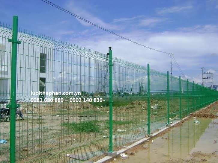 Mẫu hàng rào nhấn sóng mới nhất