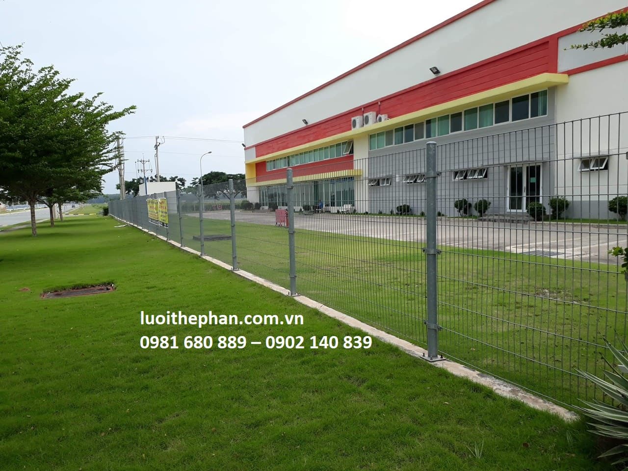 Mẫu hàng rào đơn giản giá rẻ