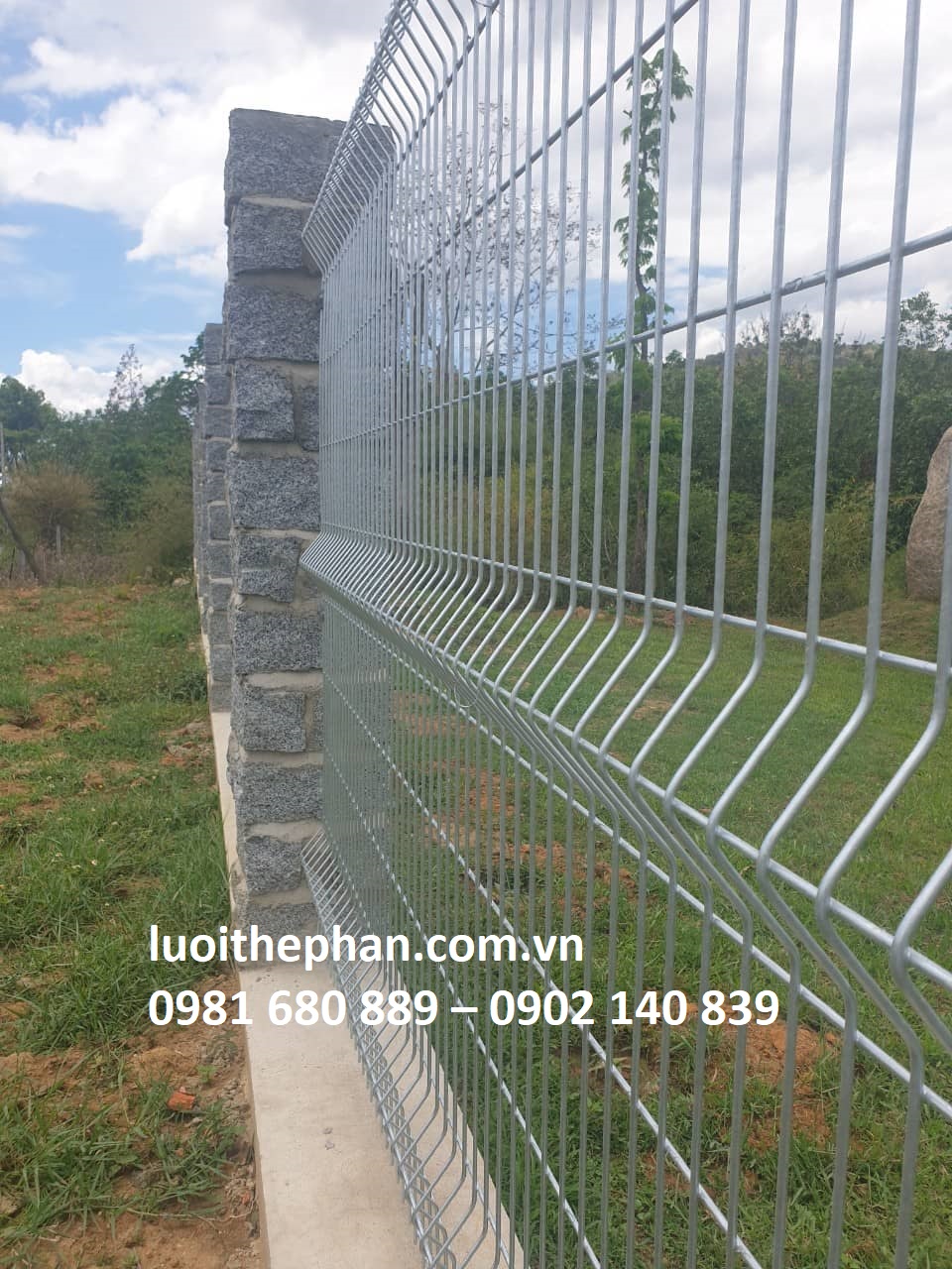 Lưới thép hàn làm hàng rào sân vườn